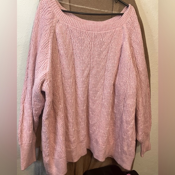 Old Navy Sweaters - Pink Crew Neck cable knit Sweater